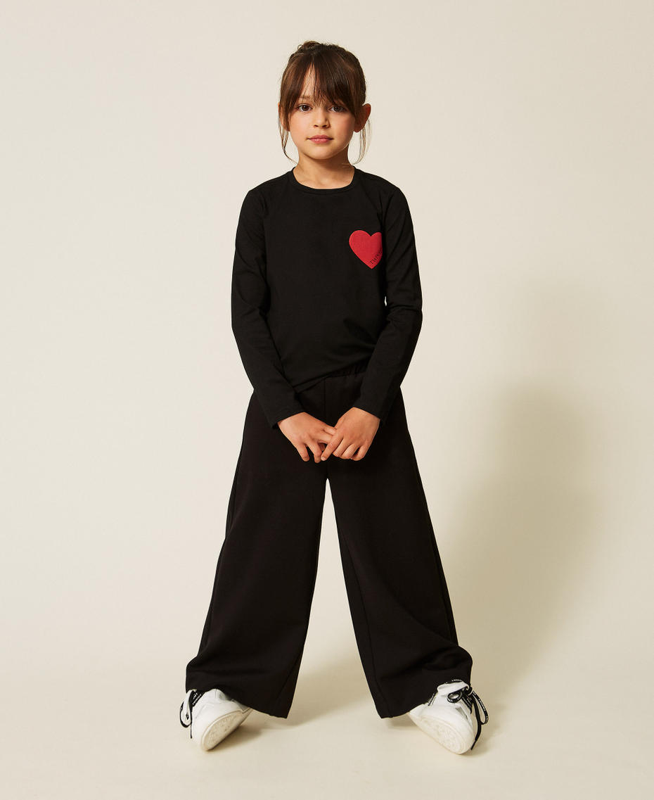 T-shirt regular con cuore Nero Cuore Rosso "Magenta" Bambina 262GJ2291_13904_T0