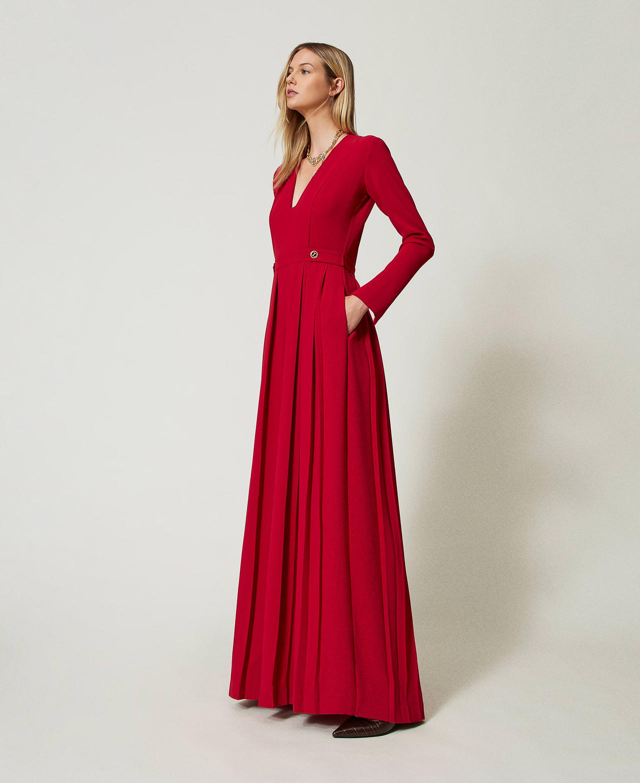 Pleated crêpe jumpsuit with buttons Venetian Red Woman 242TT2170_00740_02