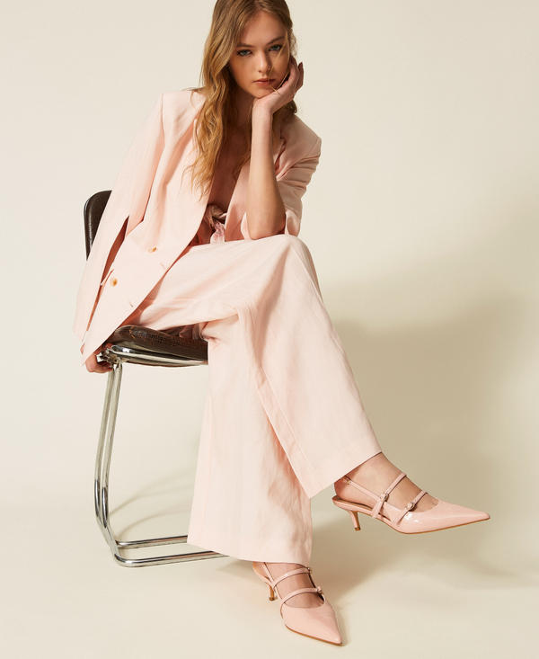 Sling back court shoes with straps