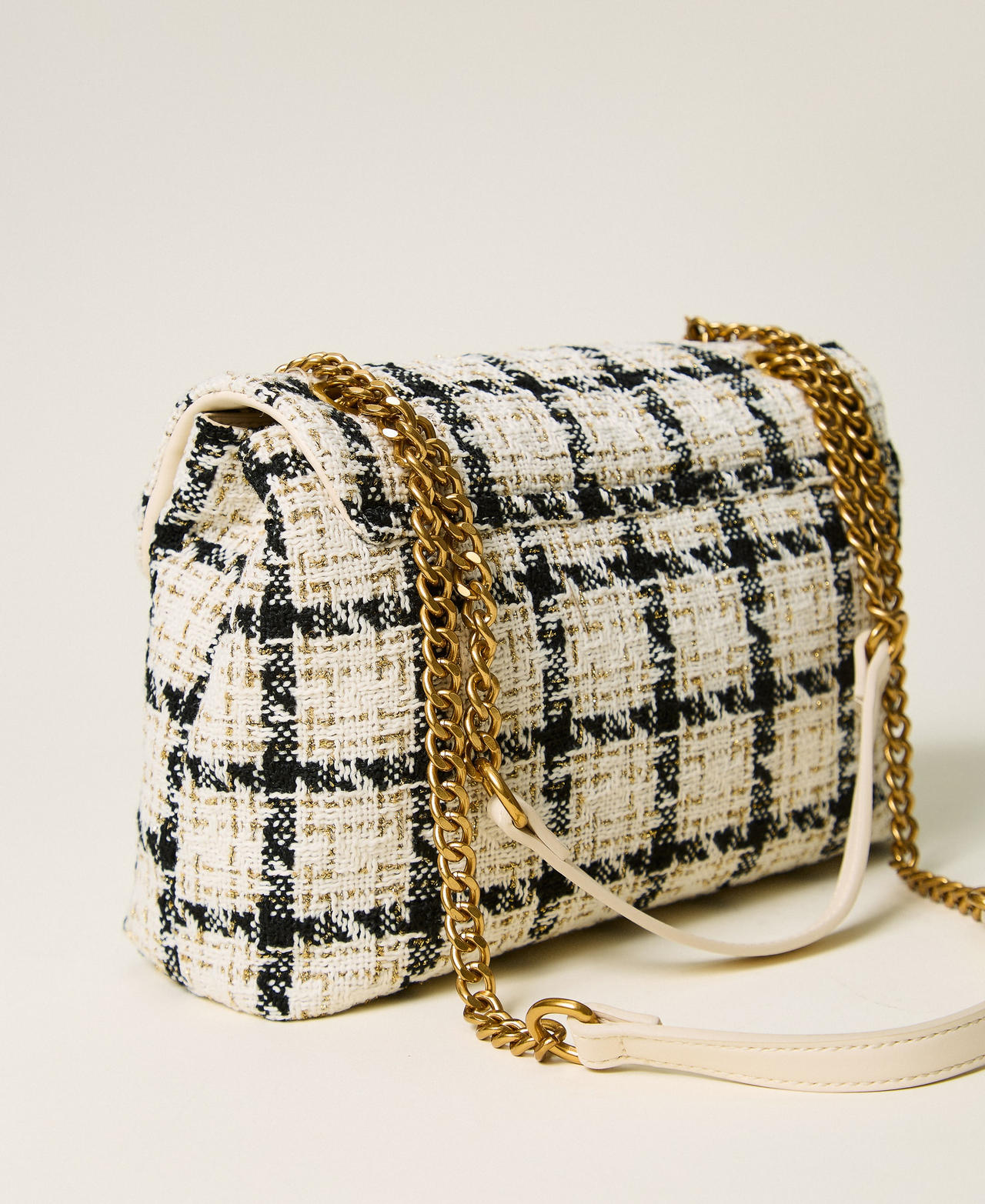 Umh&auml;ngetasche aus kariertem Boucl&eacute; Boucl&egrave; Karos Lilie / Schwarz / Gold Frau 262TB7320_13859_03