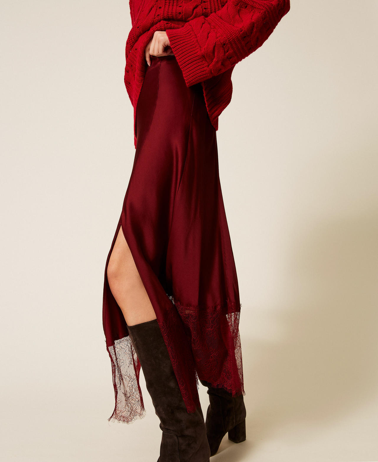 Satynowa sp&oacute;dnica longuette z koronką Red Wine Kobieta 252LL2TCC_12818_PD