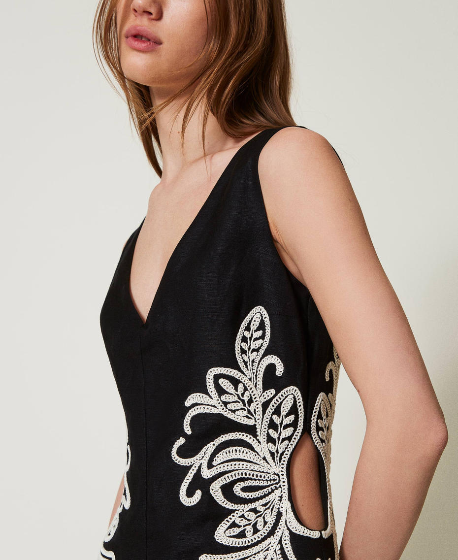 Short linen blend dress with embroidery Bicolour Black / Mother-of-pearl White Woman 251LB2FBB_02710_04