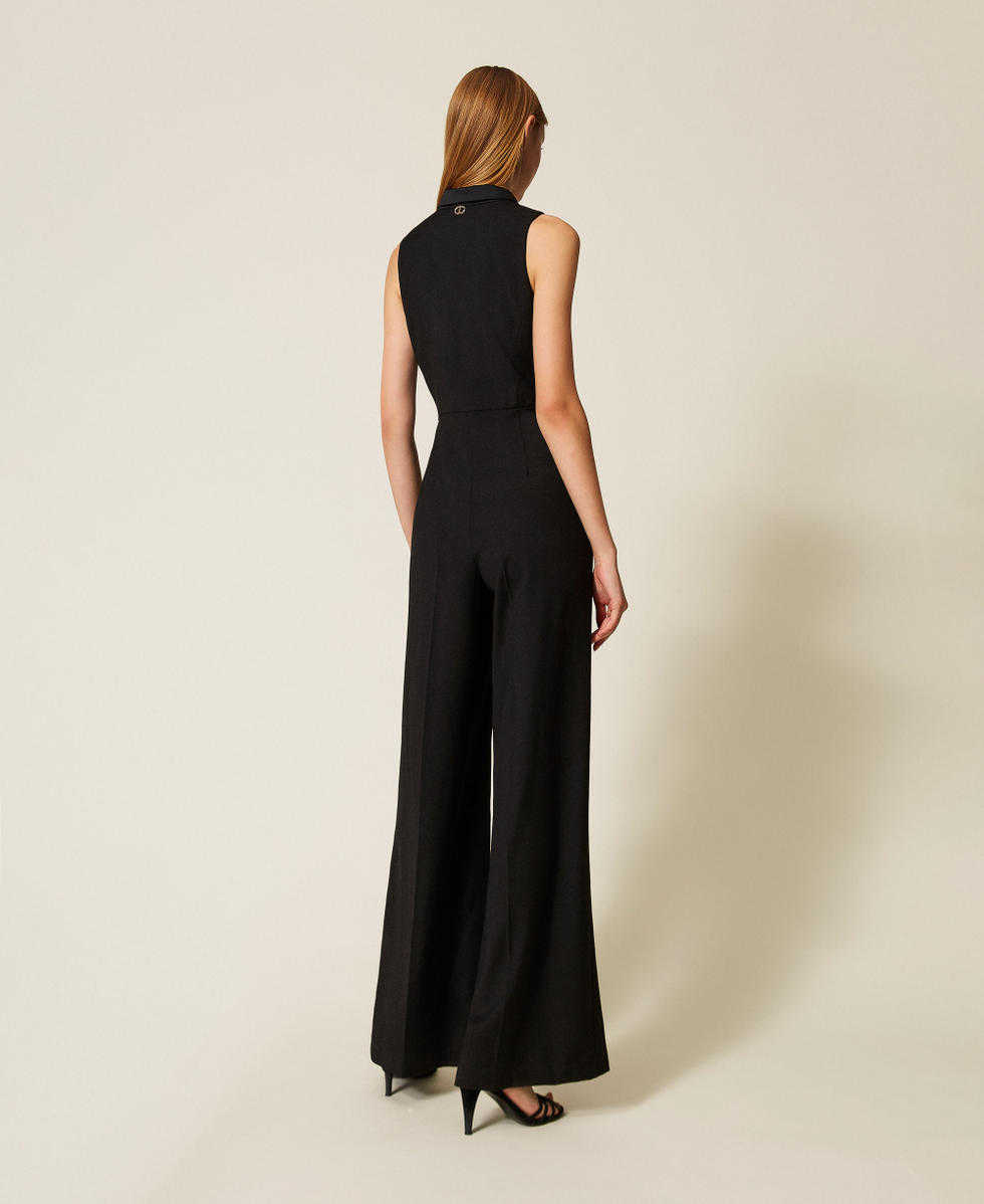 Jumpsuit mit Satindetails Schwarz Frau 252TT2120_00006_04