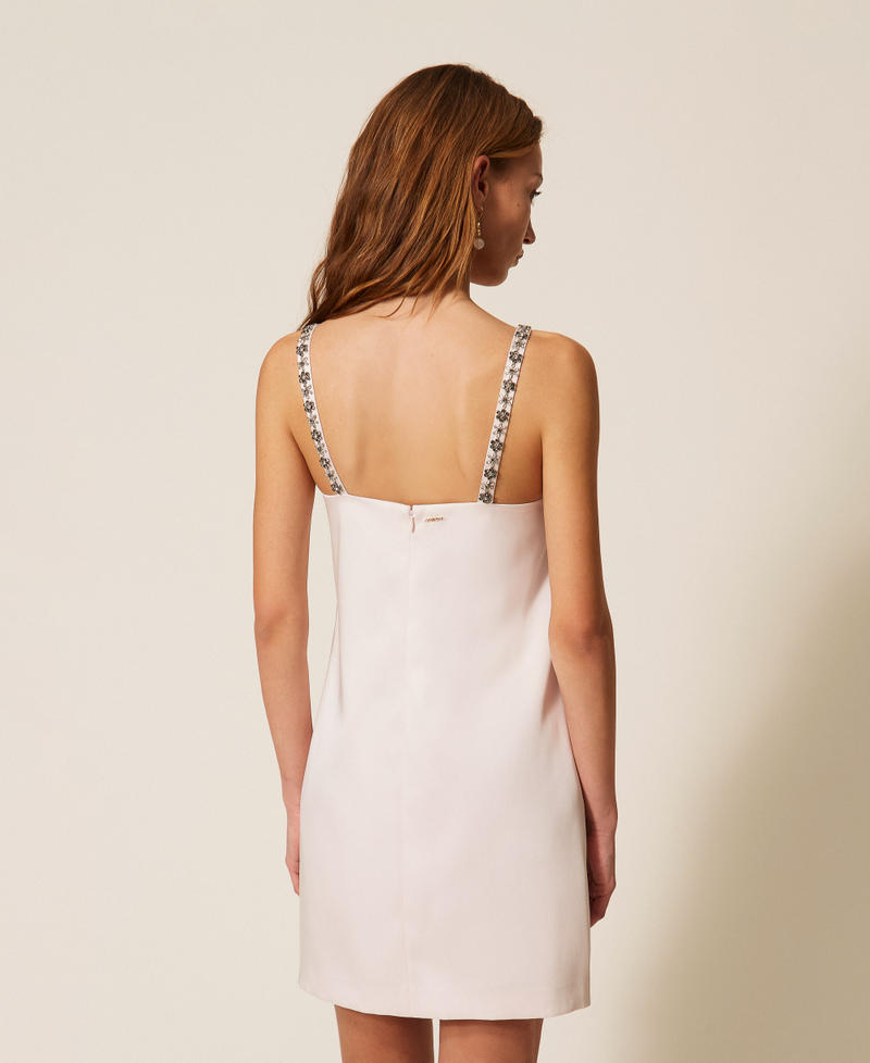 Vestido corto de duquesa con bordado Arena Rosa Mujer 261TP2411_00570_03