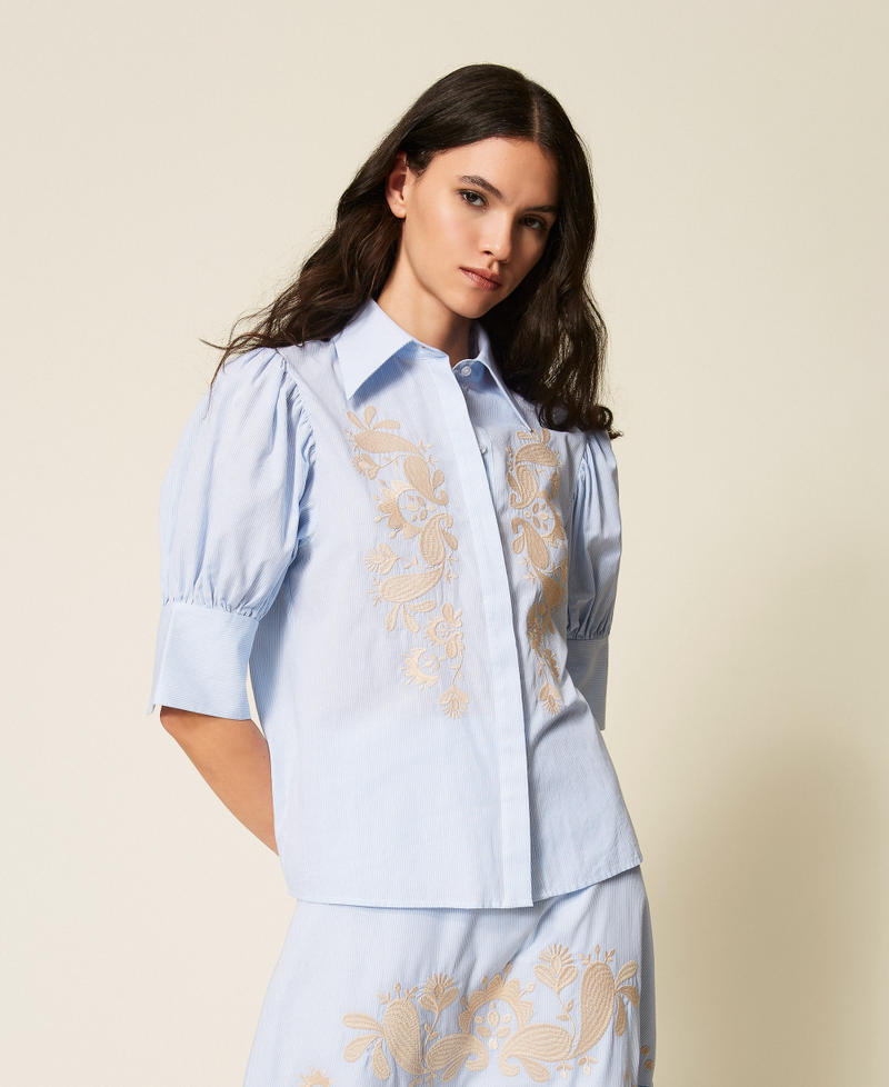 Camicia a righe con ricamo Off White / Light Blue Embroidery Pinstripe Donna 261AT2030_13391_01