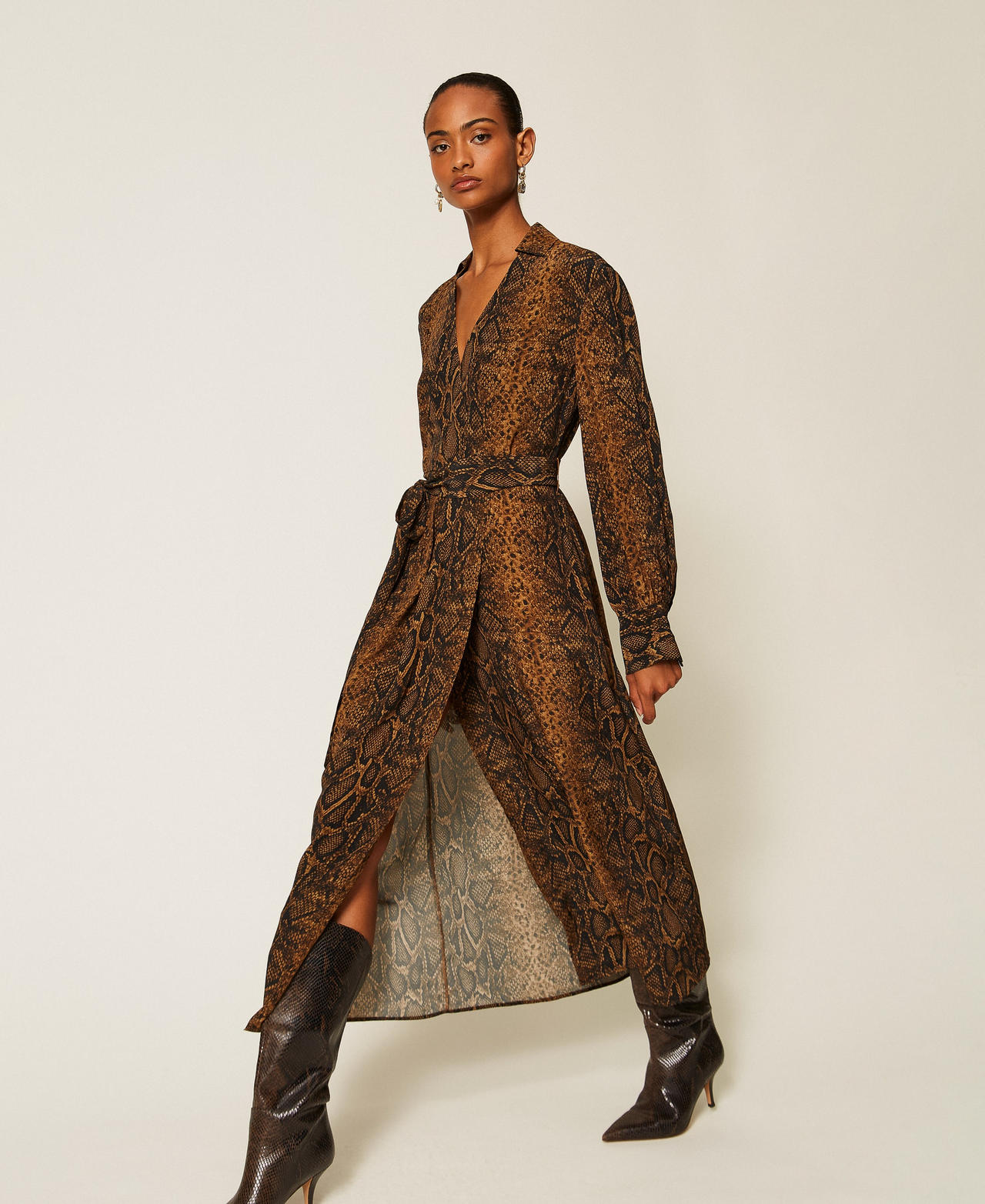 Maxikleid mit Pythonprint Pythonprint "Nut"-Braun / Black Frau 262TT2600_14141_02