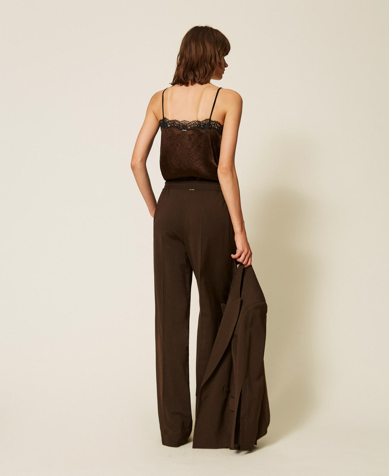 Straight twill trousers with pockets Darkness Brown Woman 262TP268G_13411_03