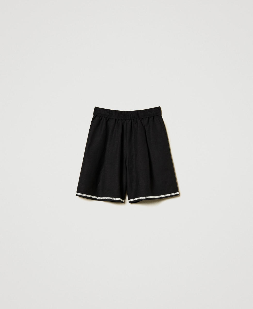 Linen blend shorts with embroidery Bicolour Black / Mother-of-pearl White Woman 251LB2FDD_02710_S0