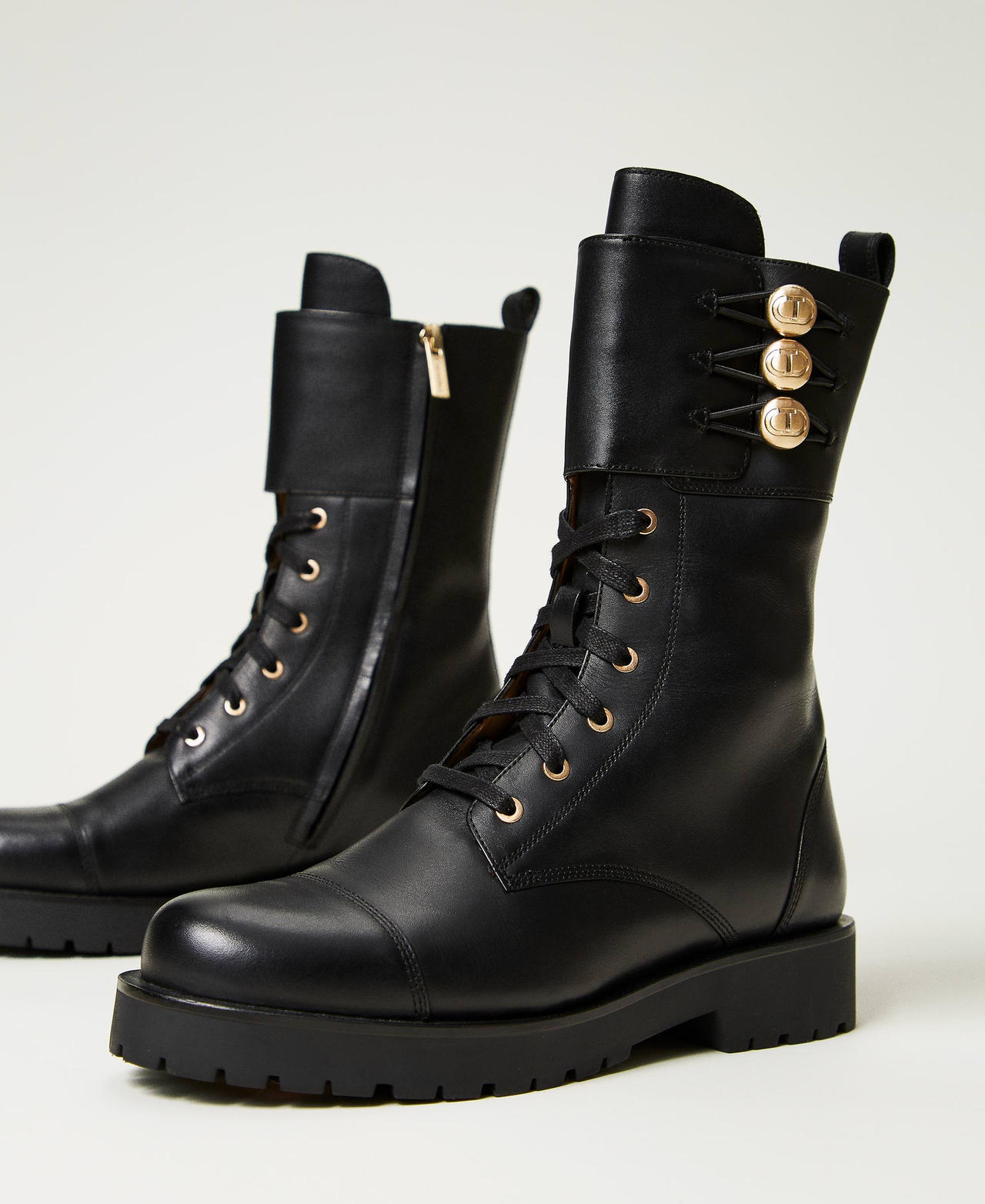 Bottines motardes en cuir avec boutons Noir Femme 251TCP146_00006_02