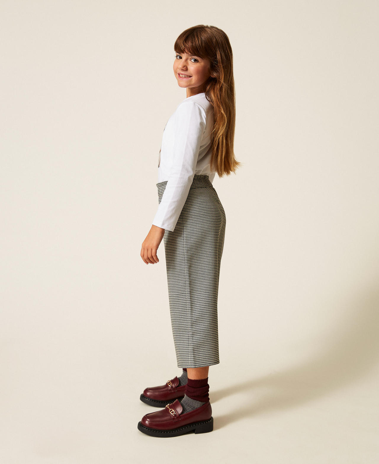 Mädchenhose mit Hahnentrittmuster Hahnentrittmuster Off White / Schwarz Mädchen 252GB2022_12719_02