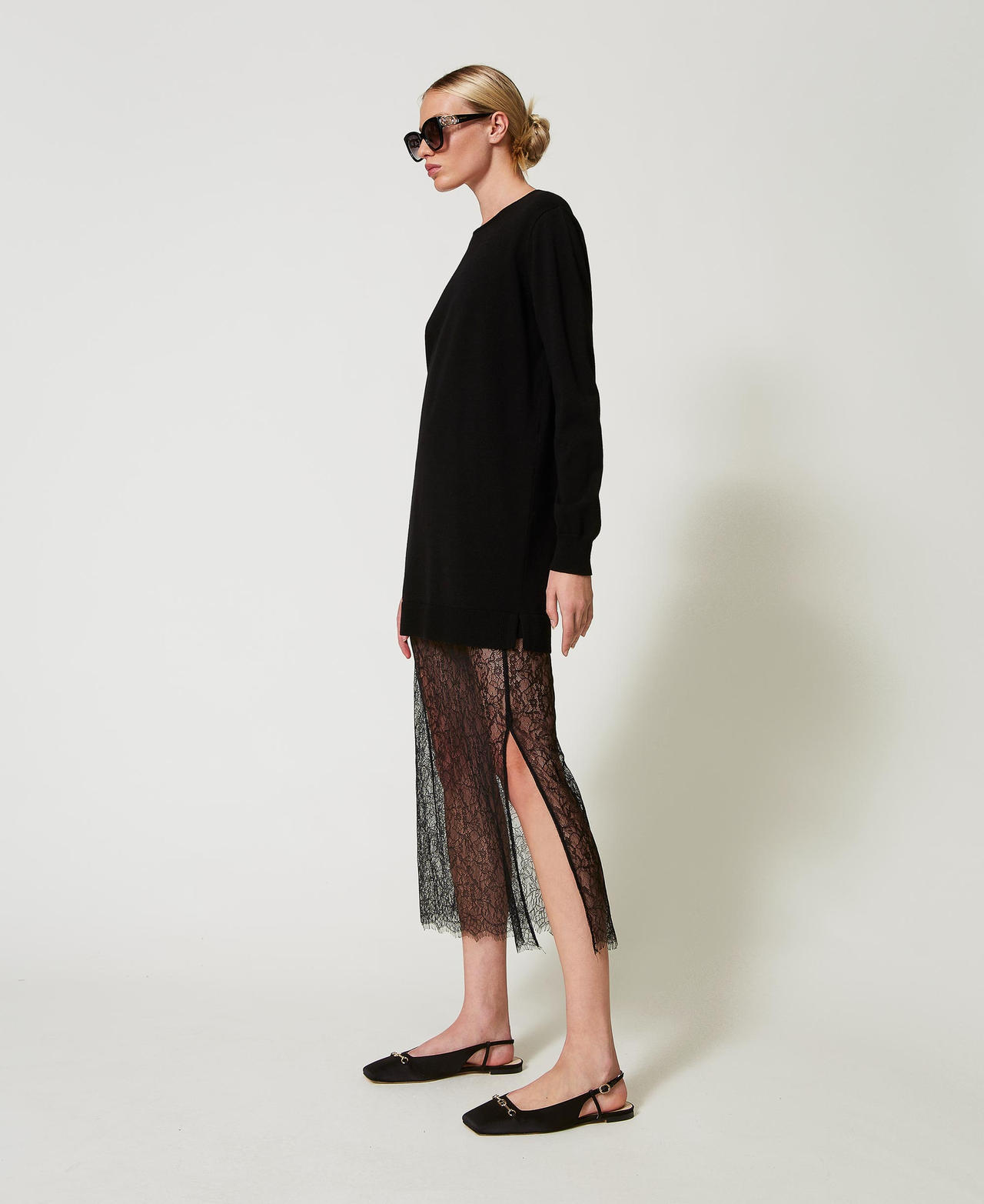 Short knit dress and lace skirt Black Woman 251TP3412_00006_02