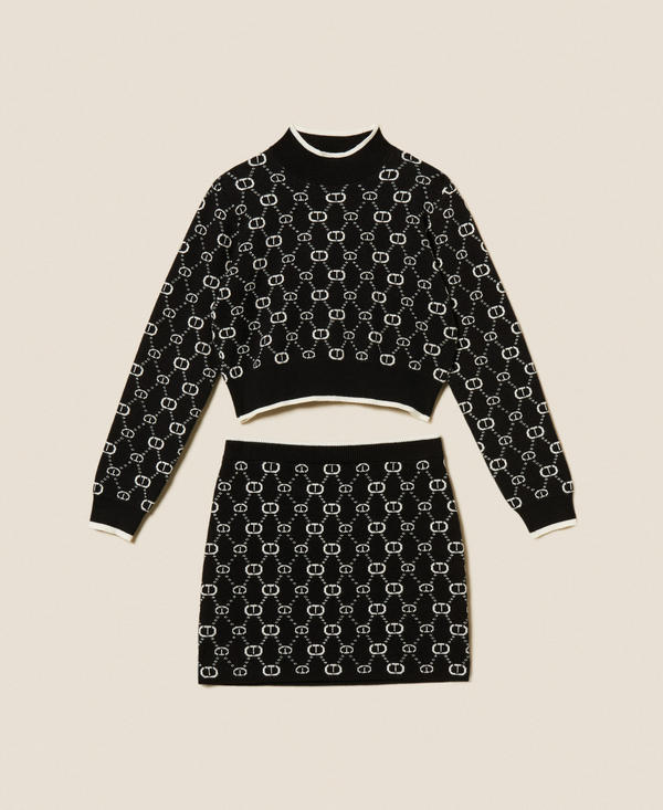 Pull et jupe jacquard avec Oval T