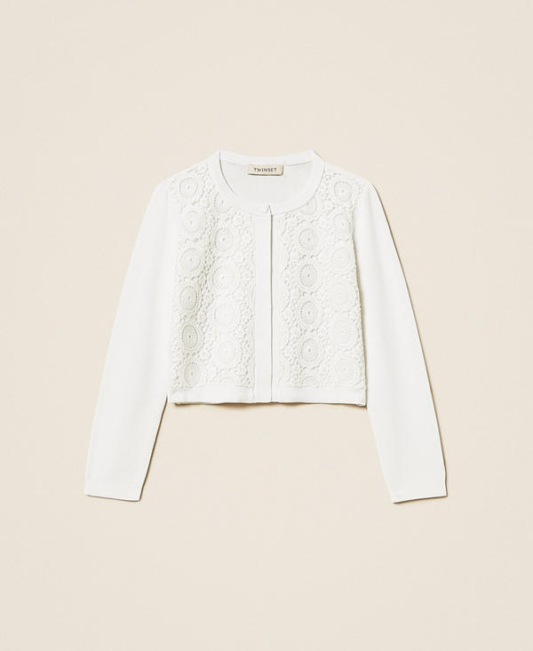 Baby-Strickjacke mit Spitzeneins&auml;tzen