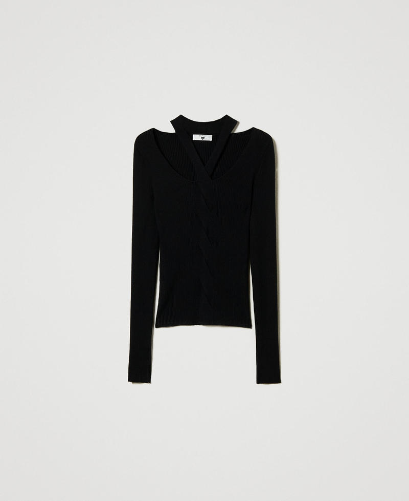Ribbed jumper with cut-out