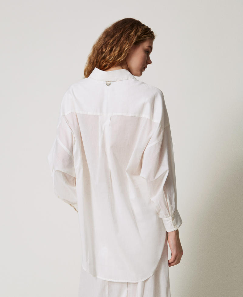 Muslin blouse with embroidered flowers Sugar White Woman 251LM2PBB_00632_03