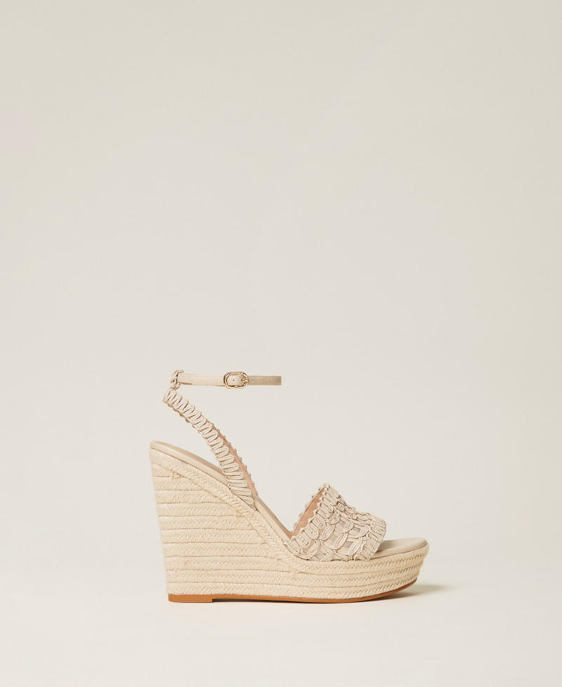 Sandali con zeppa e ricamo Madreperla Donna 261TGT076_00059_01