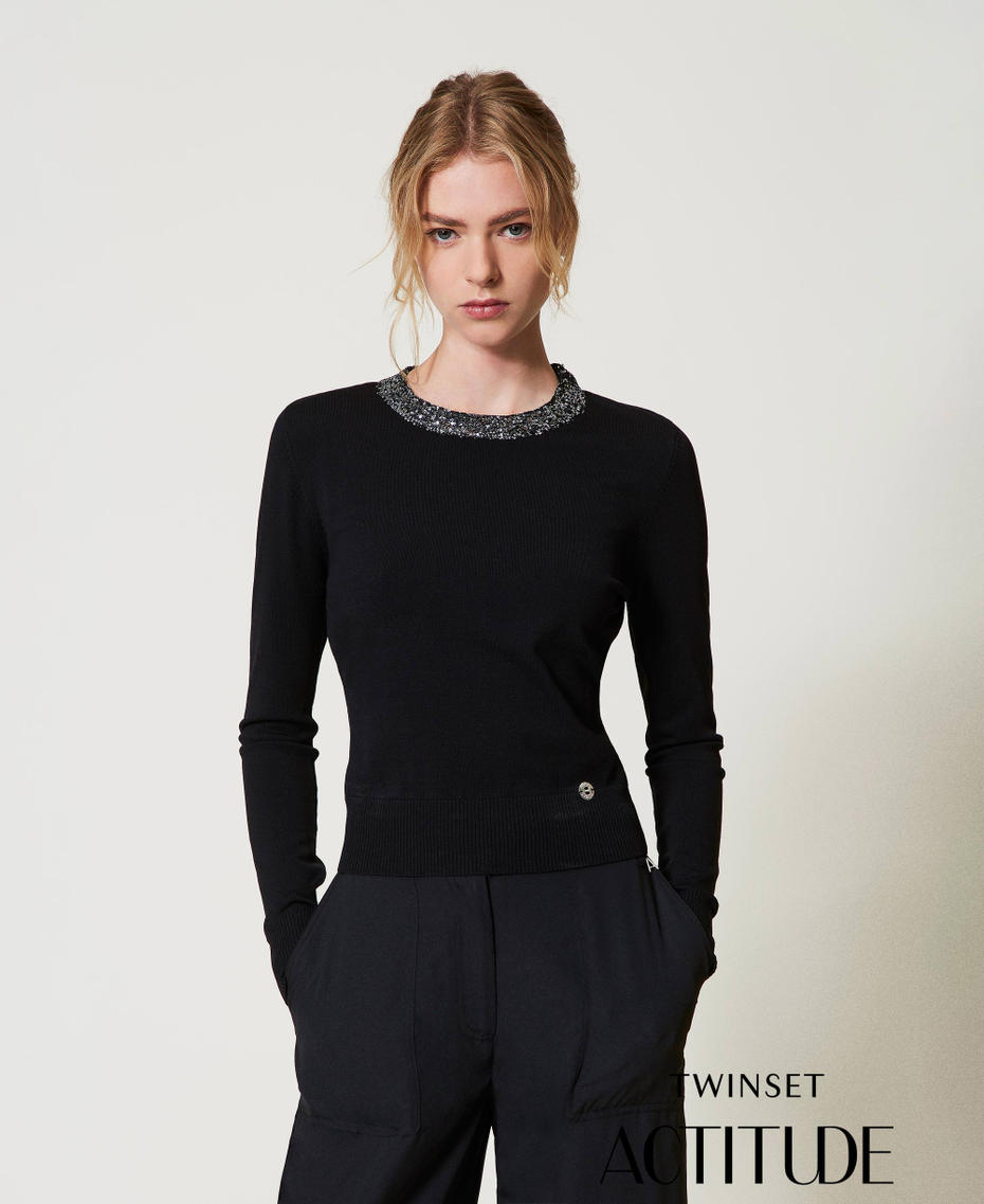 Maglia fitted con paillettes Nero Donna 251AP3132_00006_PA
