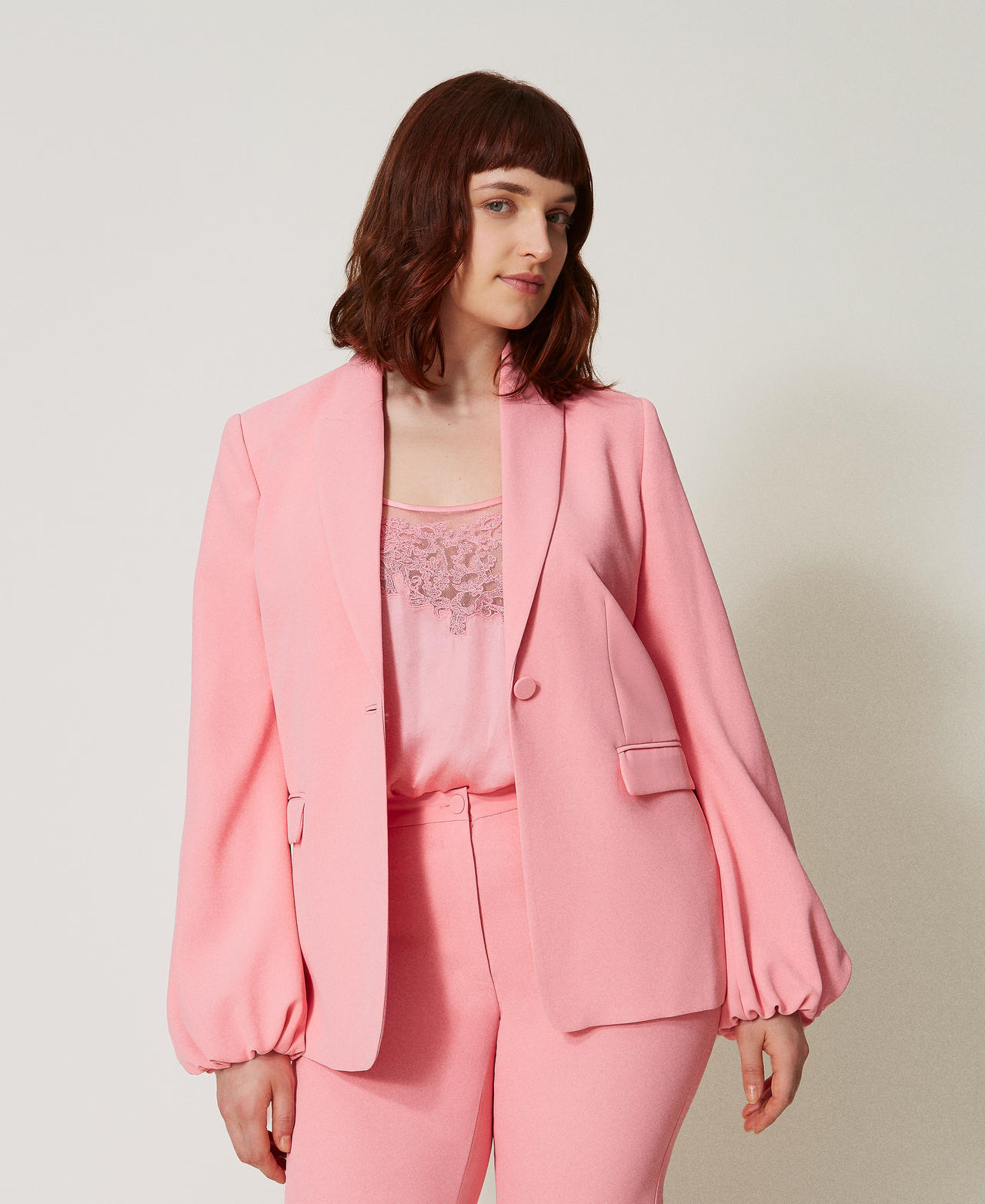 Giacca in cr&ecirc;pe con maniche arricciate Peach Donna 251TP2320_12142_01