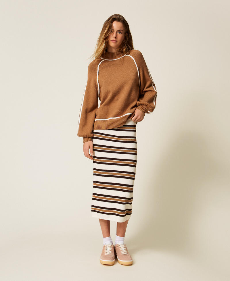 Midi-Strickrock mit Streifenmuster Streifen Off White / Chocolate / Camel Frau 252LI3LAA_12726_01