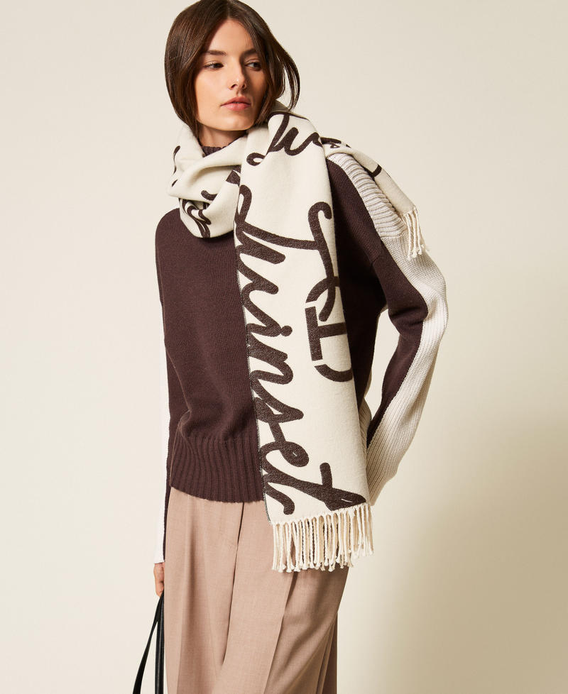 Jacquard stole with lettering logo Two tone Light Natural/Black Chocolate Woman 252TO5061_12913_T0