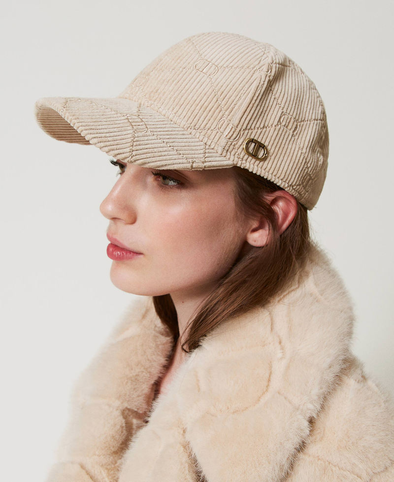 Velvet baseball cap with Oval T White Cream Woman 242TO5400_11952_S0
