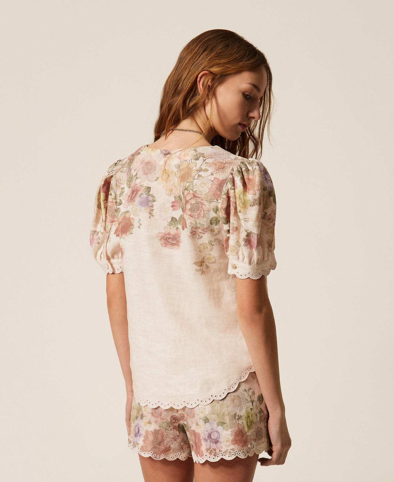Linen floral blouse with embroidery Wildflowers Pastel Colour Print Woman 261TT2573_13588_03