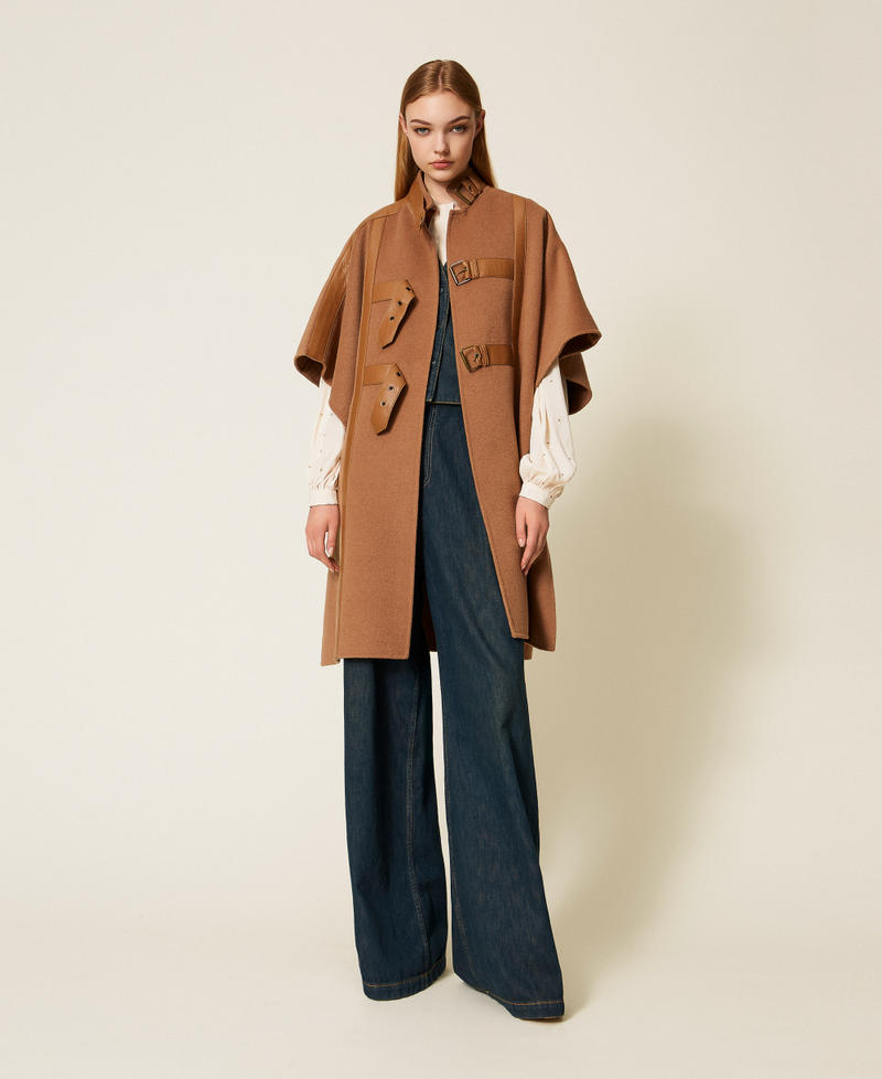 Cape en drap double Marron « Sandy Brown » Femme 252TP2073_11754_T0
