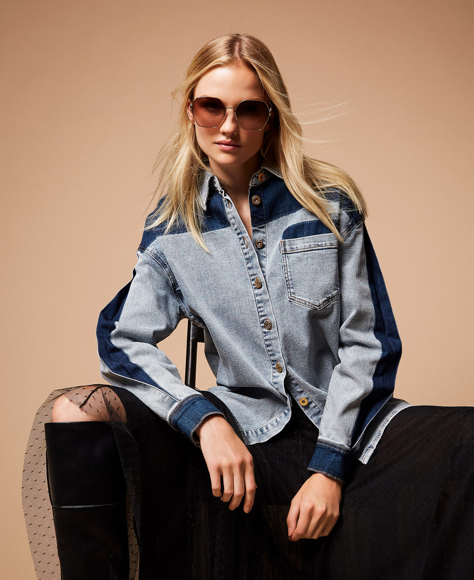 Two-tone denim shirt Two tone Light/Dark Denim Woman 252LI2HAA_12680_PC