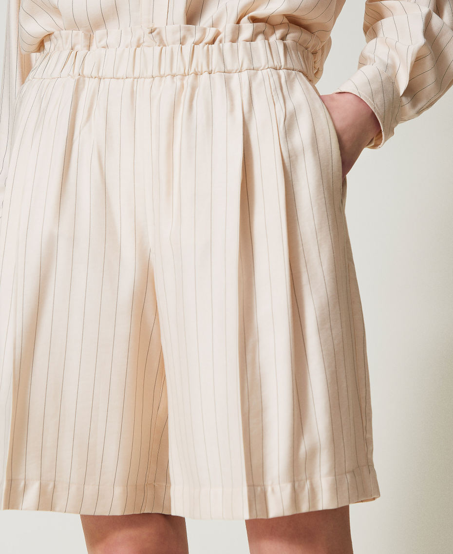 Pinstripe Bermuda shorts with elastic Beige/Black Pinstripe Woman 251LL2AFF_12247_04