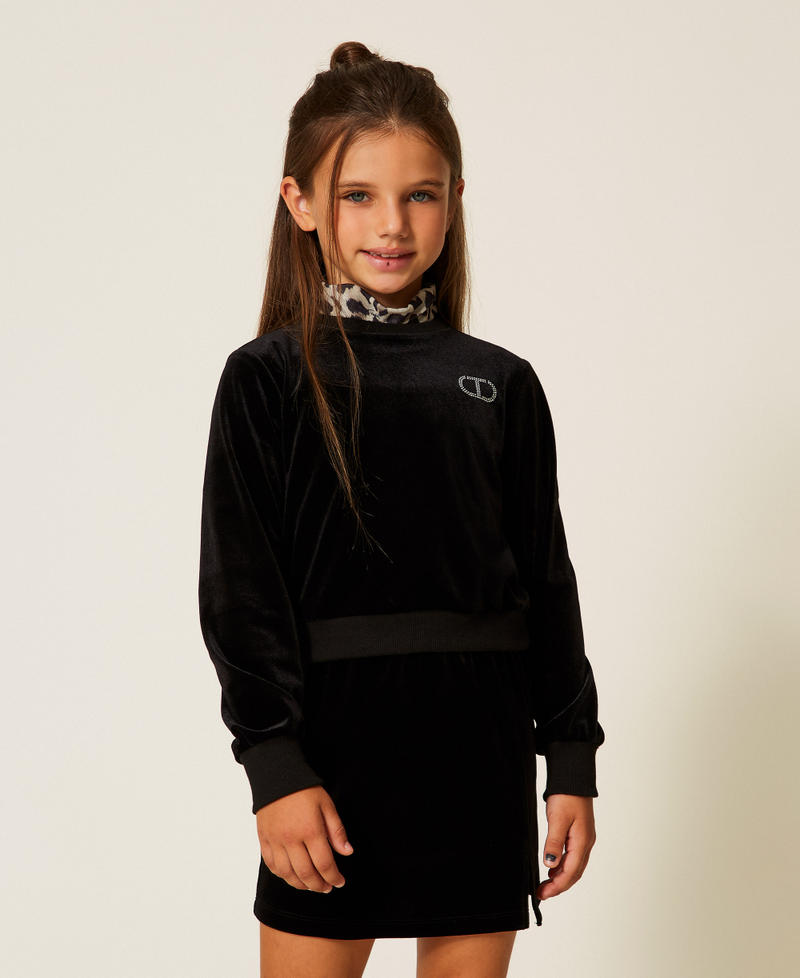 Chenille miniskirt with Oval T Black Girl 252GJ2032_00006_T0