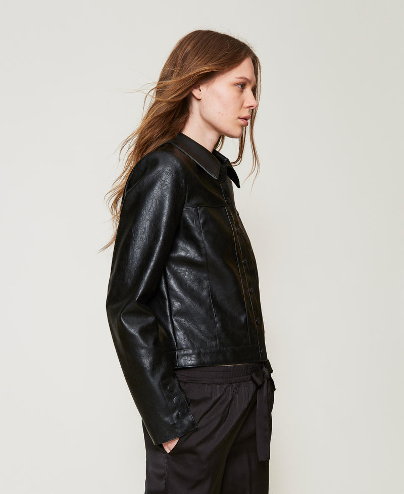 Jacke aus Craquelé-Lederimitat