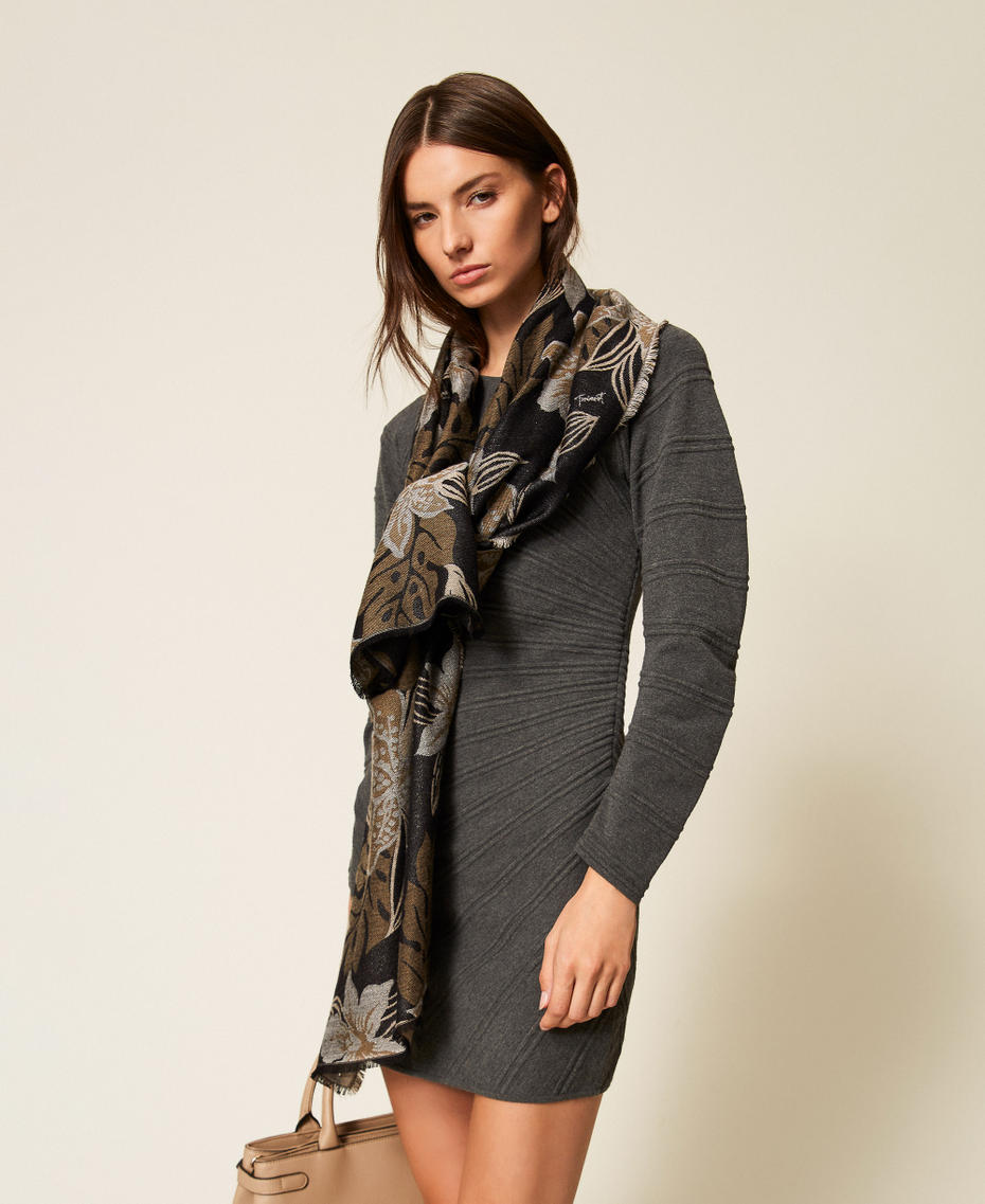 Floral jacquard stole Black Woman 252TA4330_00006_T0