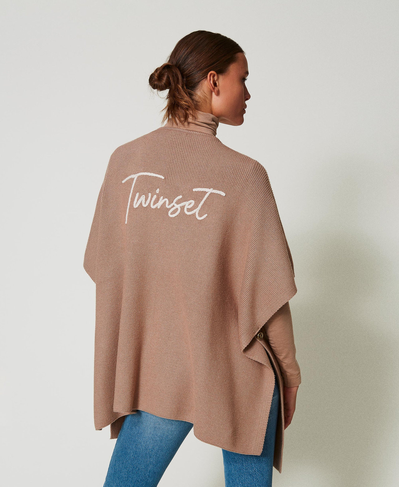 Knit poncho with embroidered logo Sandy Brown Woman 242TA4150_11754_03