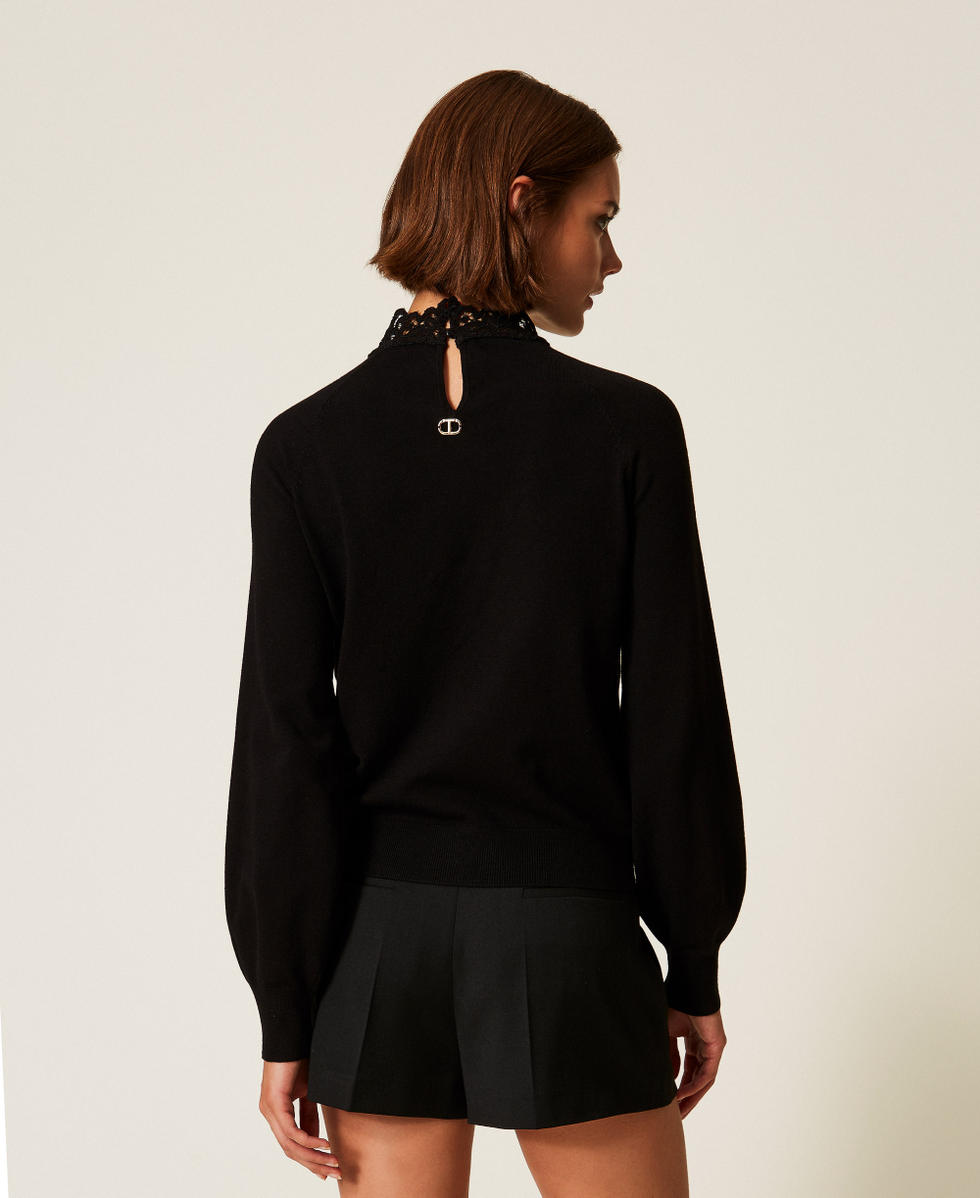 Pull col montant avec dentelle Noir Femme 252TP3391_00006_03