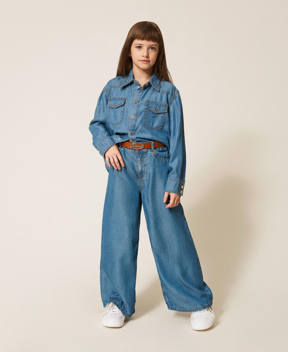 Weite Jeans mit G&uuml;rtel