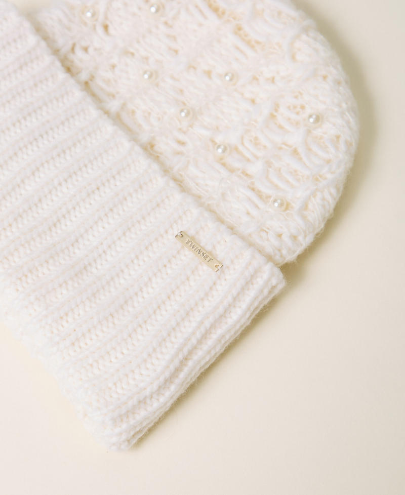 Knit beanie with pearls Mother Of Pearl Woman 262LI4BTT_00059_02