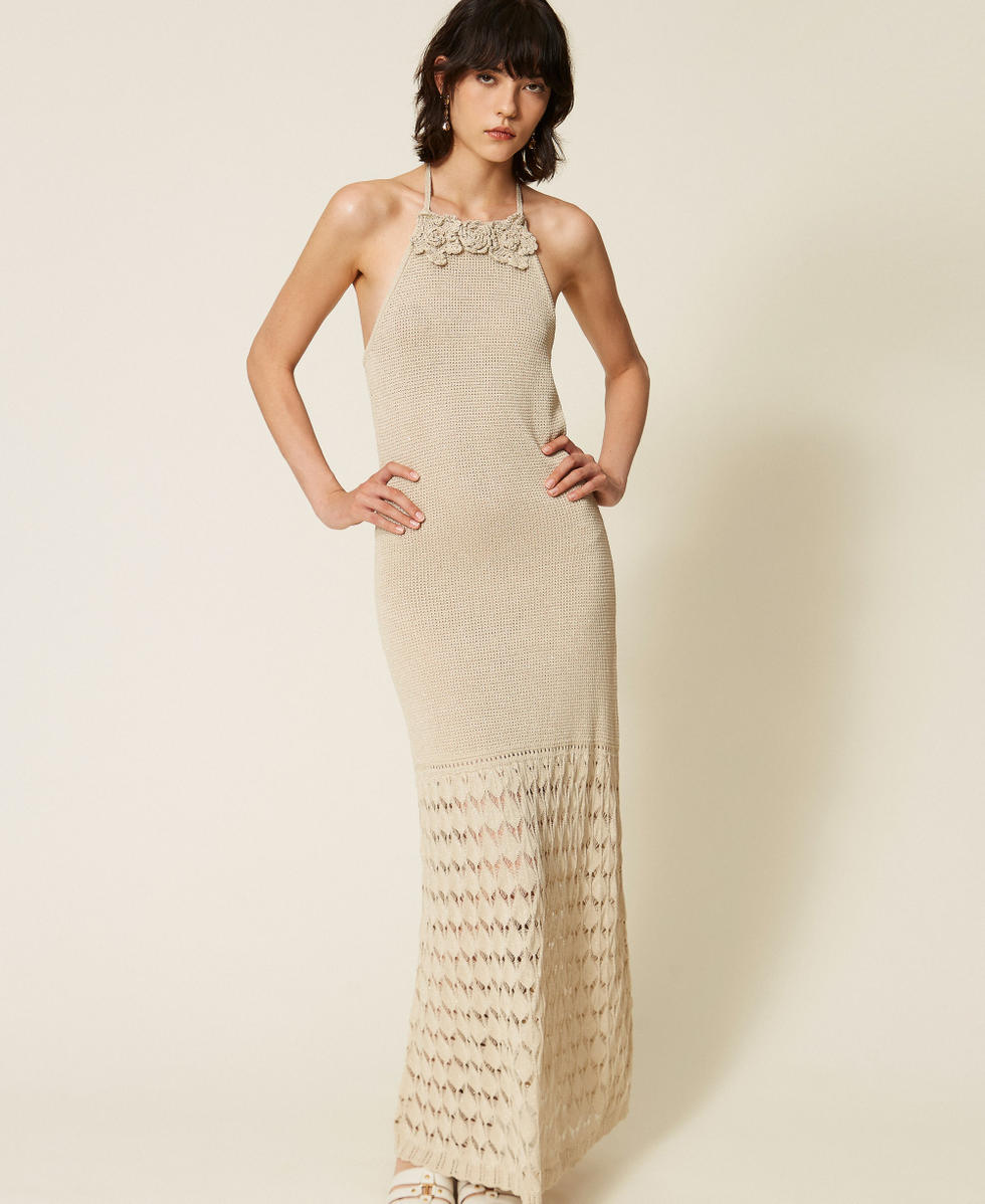 Maxi-Strickkleid mit H&auml;keldetails
