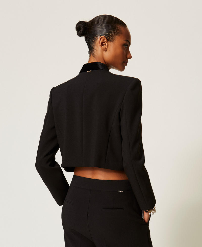 Spenzer-Jacke aus Cr&ecirc;pe und Samt Schwarz Frau 262TT2422_00006_03