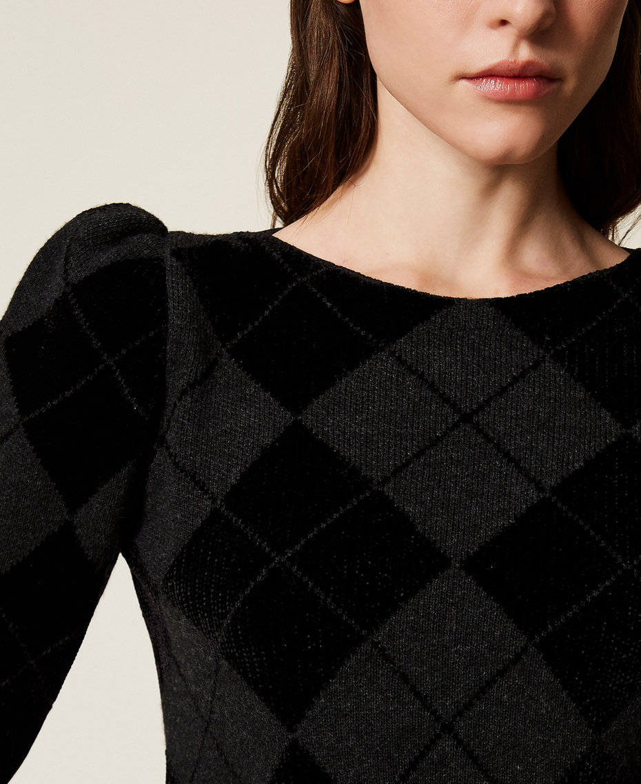 Diamond pattern jumper with inlays Two tone Charcoal/Black Woman 252TS3370_11247_04