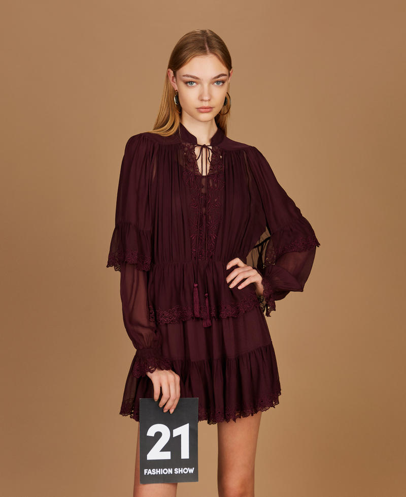 Vestido corto de georgette con bordado Morado «Winetasting» Mujer 252TS2296_05609_PS