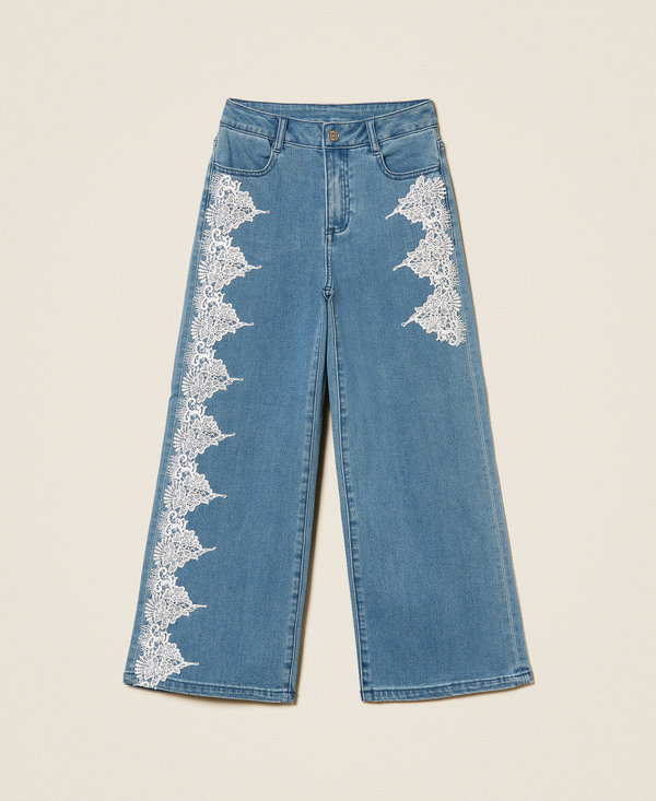 Jeans ampi con pizzo