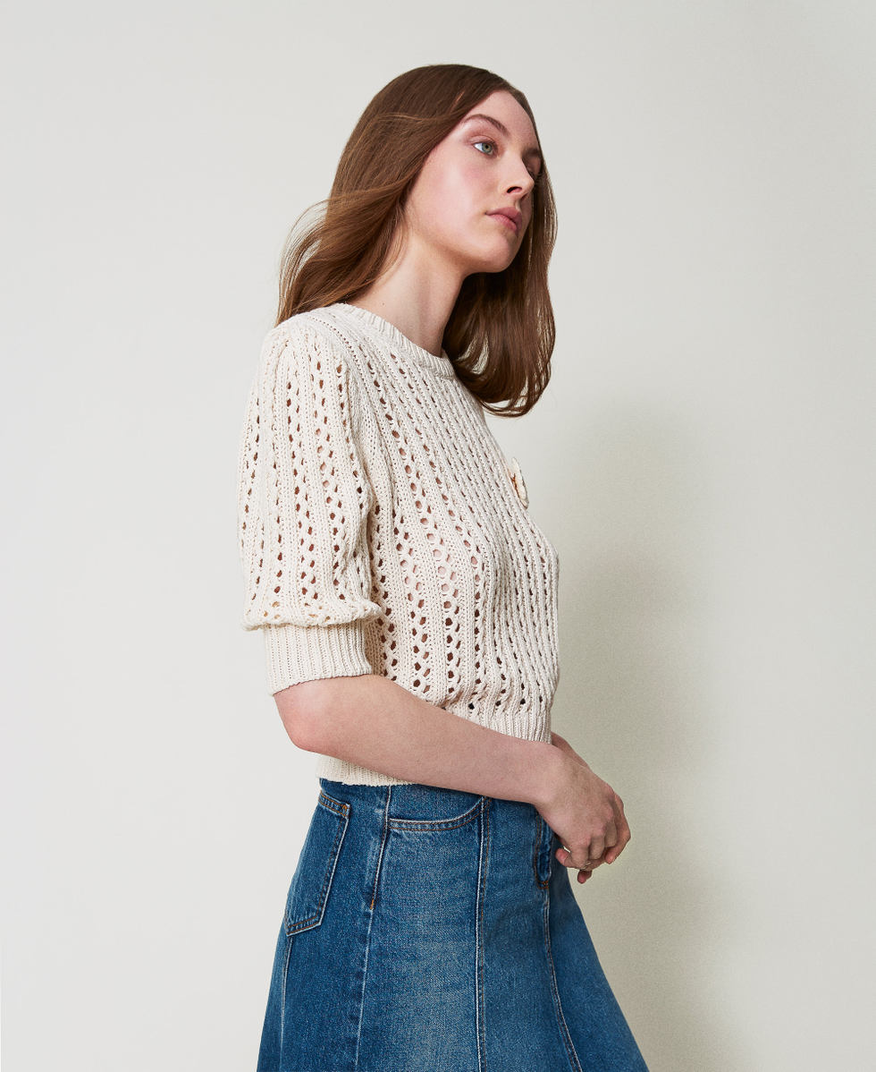 Jumper with crochet brooch Dark Mother-of-Pearl Woman 251TP3361_02952_02