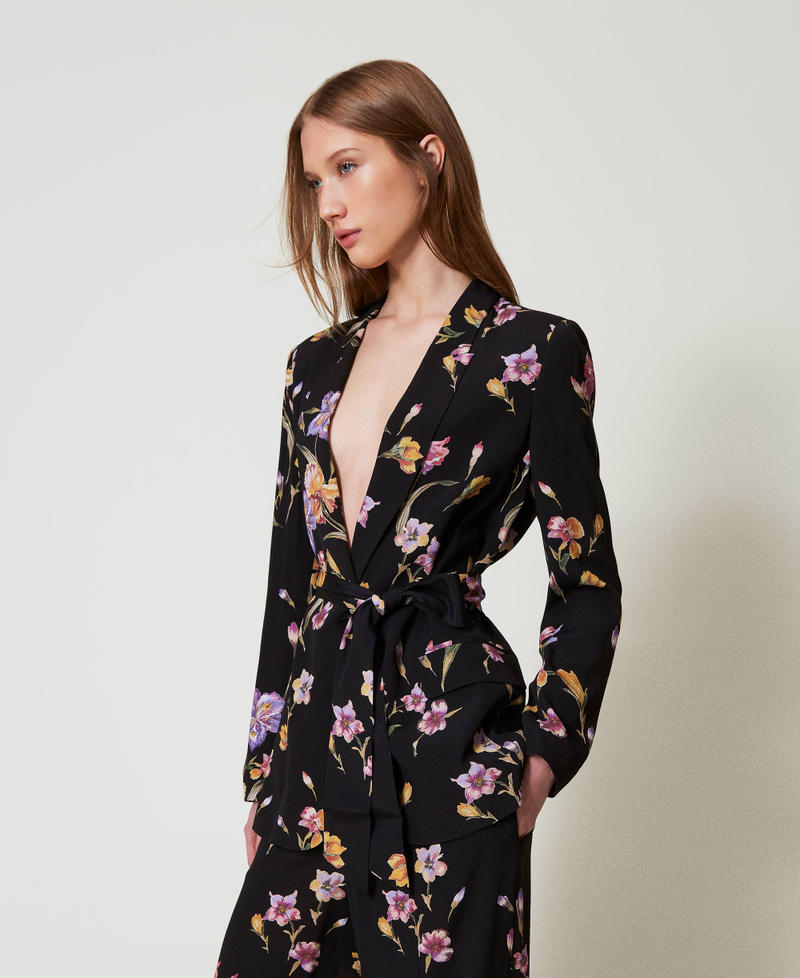 Крепдешиновый пиджак с цветочным рисунком Принт Ирис Разноцветный/Черный женщина 251TP2778_12328_02