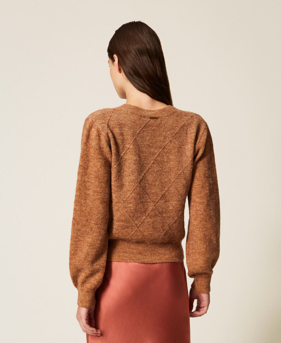 Pull avec losanges et broderie Camel Chin&eacute; Femme 252LL3ABB_12813_03