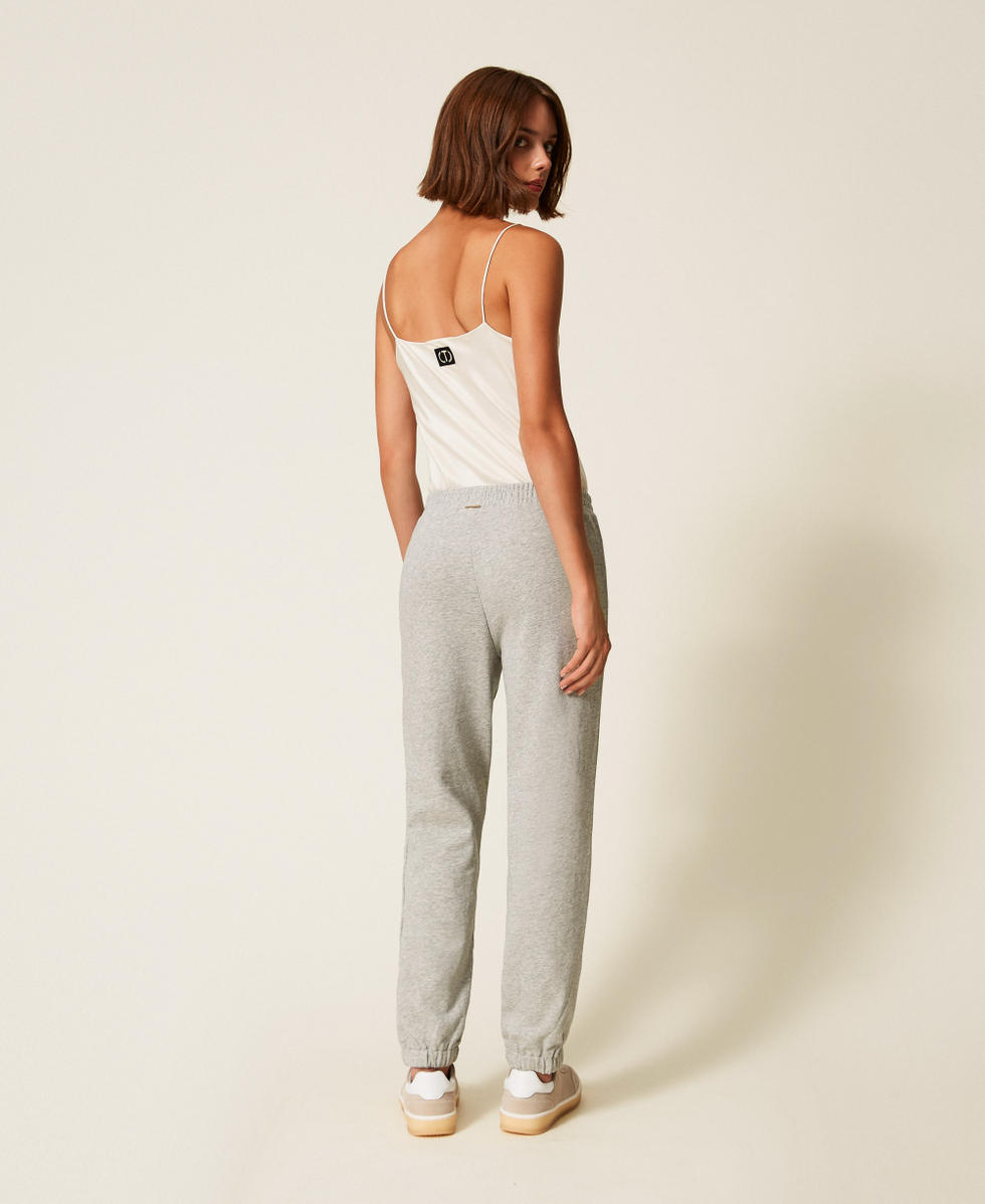 Hose aus Sweatstoff mit Strass und Perlen Grau Melange Frau 252LI2MDD_00082_03