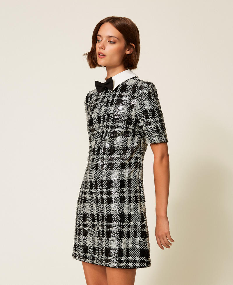 Short sequin dress with check pattern B&W Sequins Check Woman 252AT2261_12922_02