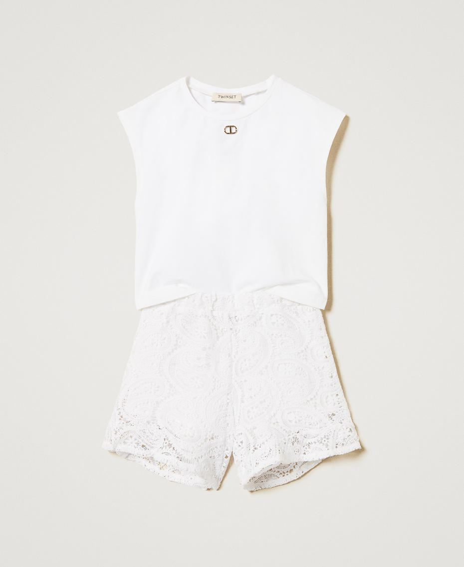 Top with brooch and macram&eacute; lace shorts "Ice" White Girl 251GJ2QR7_00808_01