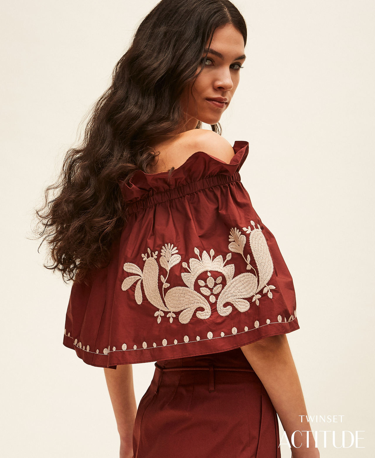 Poplin off-shoulder top with embroidery Brown Red Clay Woman 261AT2042_00260_PA