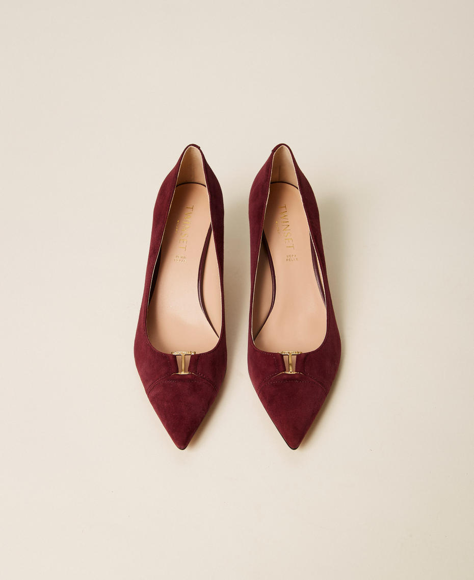 Zapatos de tac&oacute;n de ante con logo Burgundy Red Mujer 262TCP014_13670_04