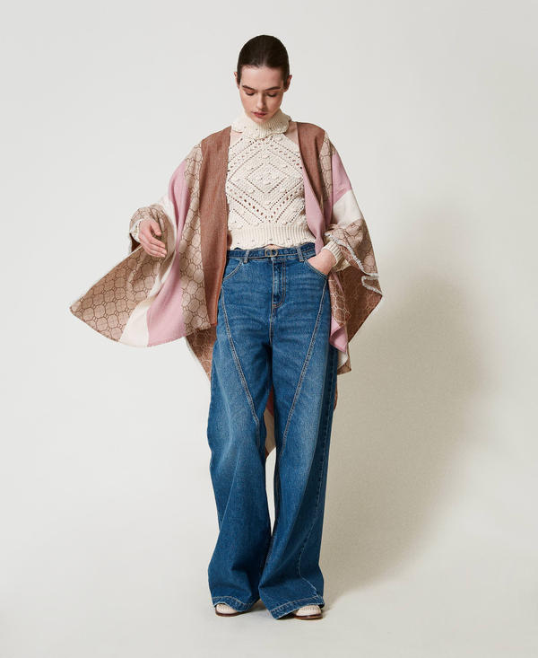 Jacquard poncho with Oval T all over